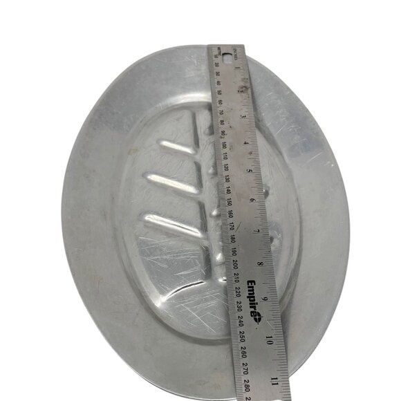 Set Of 4 Vintage Aluminum Oval Leaf Design Serving Platters - Picture 9 of 9